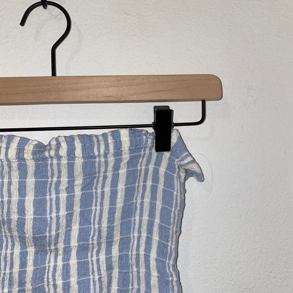 blue and white tube top - Picture 2 of 3